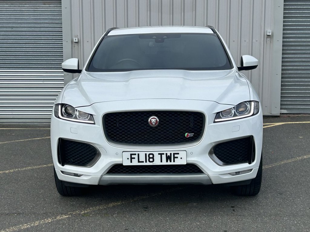 Used Jaguar F-Pace 2018 for sale - 76223536: Photo 8