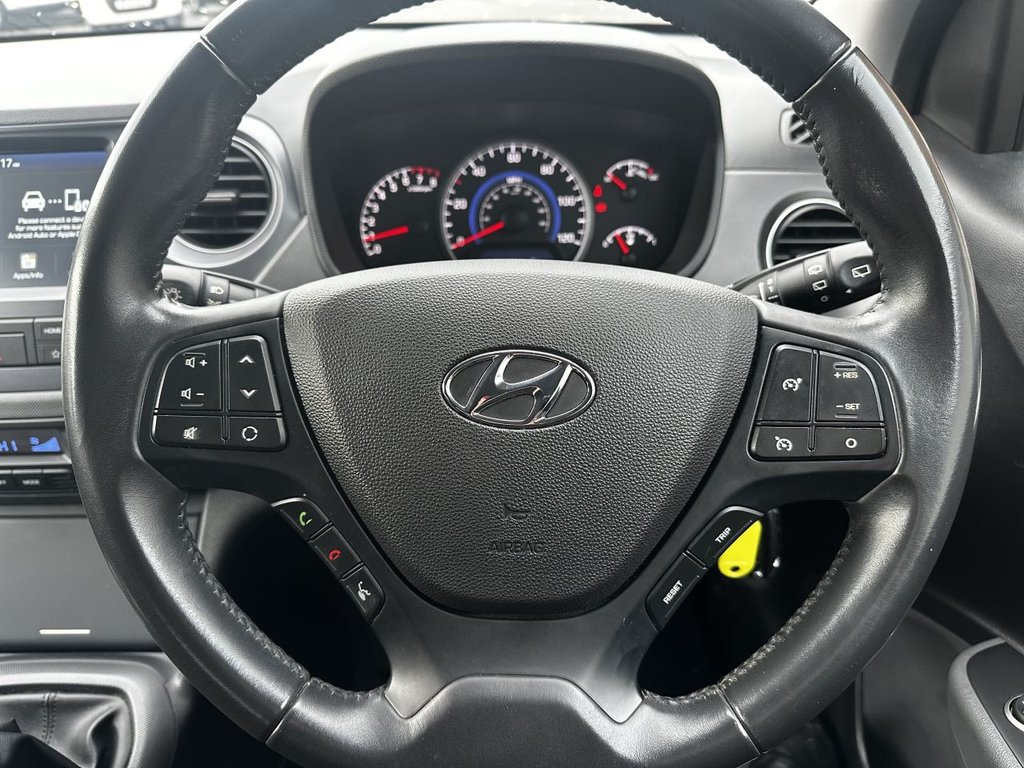 Used Hyundai i10 2018 for sale - 76867327: Photo 15