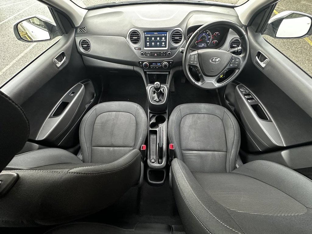 Used Hyundai i10 2018 for sale - 76867327: Photo 9