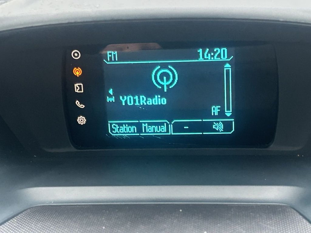 Used Ford C-Max 2015 for sale - 76768106: Photo 16