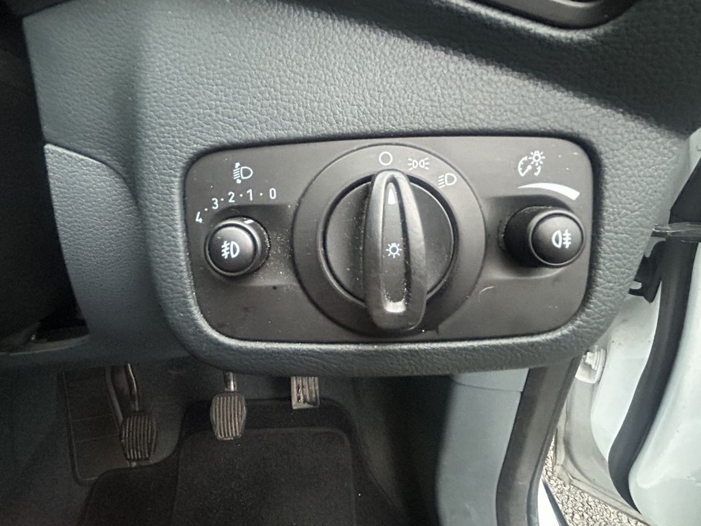 Used Ford C-Max 2015 for sale - 76768106: Photo 24