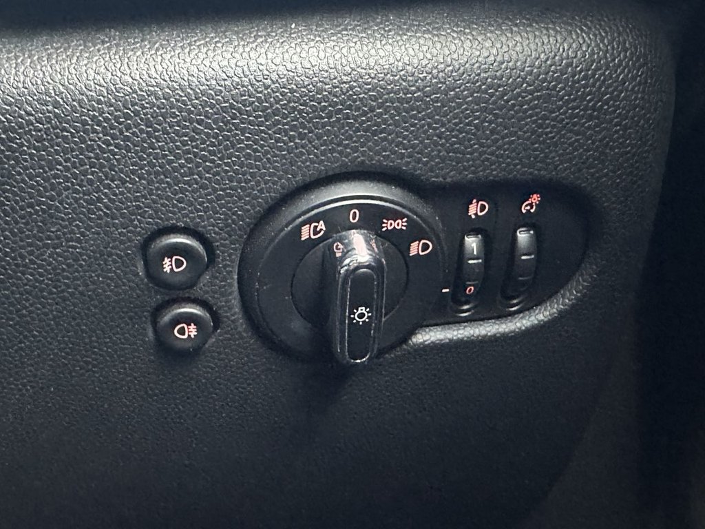 Used MINI Hatch 2018 for sale - 77250212: Photo 20