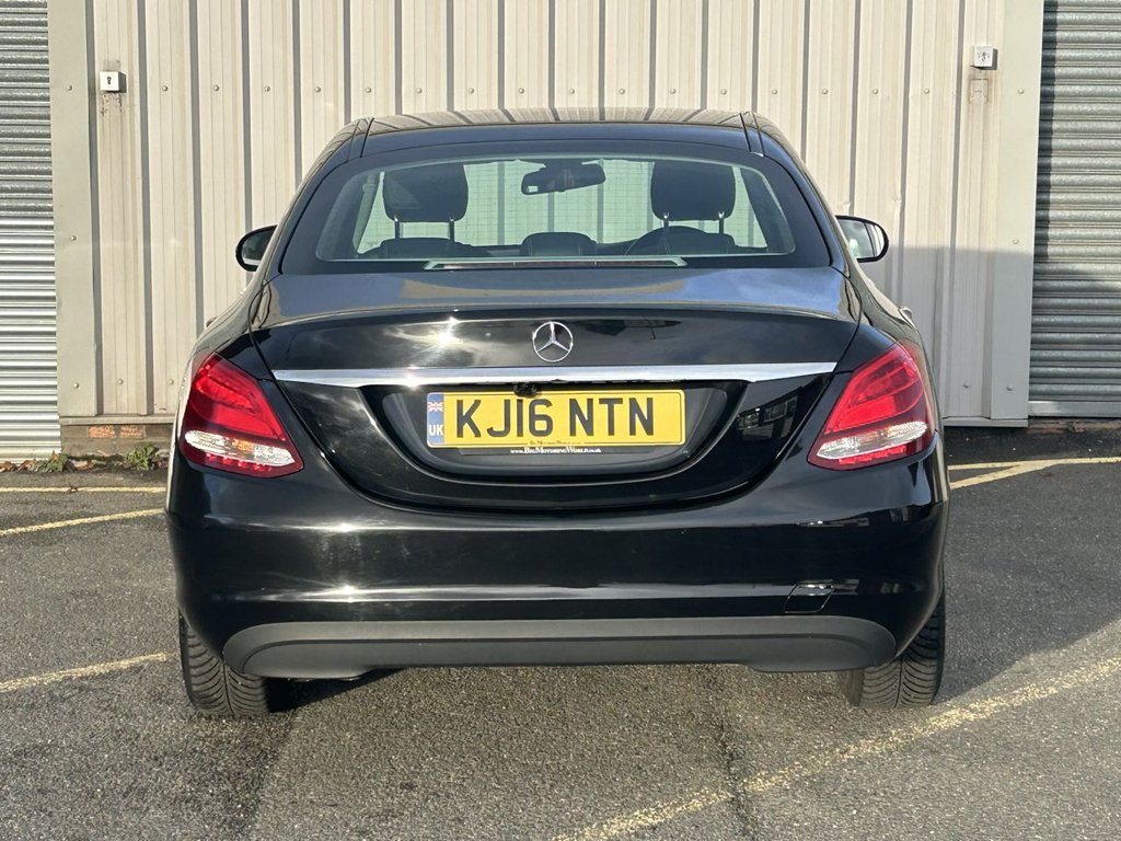 Used Mercedes-Benz C Class 2016 for sale - 76631806: Photo 4
