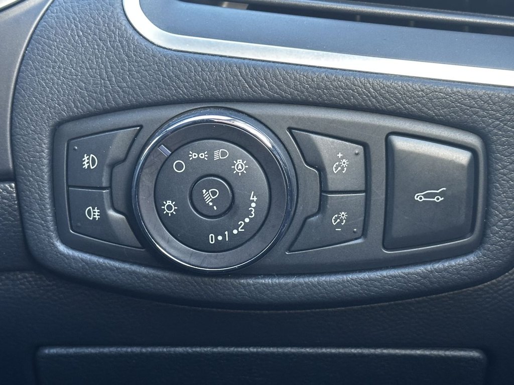 Used Ford S-Max 2018 for sale - 76279544: Photo 21