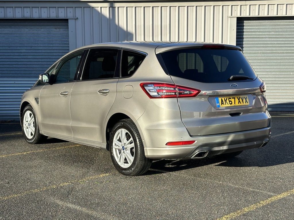 Used Ford S-Max 2018 for sale - 76279544: Photo 3
