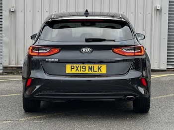 Used Kia Ceed 2019 for sale - 76820549: Photo