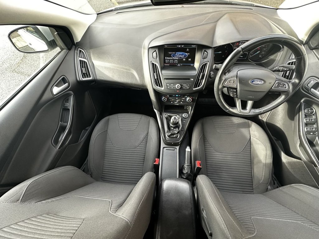 Used Ford Focus 2015 for sale - 76454015: Photo 9