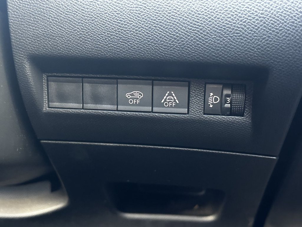 Used Peugeot 2008 2021 for sale - 76900373: Photo 24