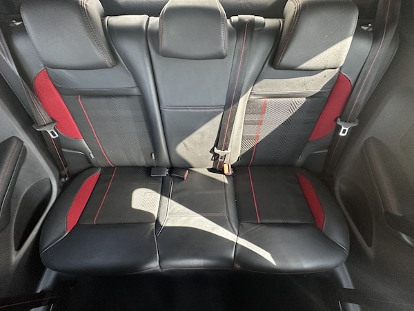 Used Peugeot 208 2018 for sale - 76256003: Photo 11