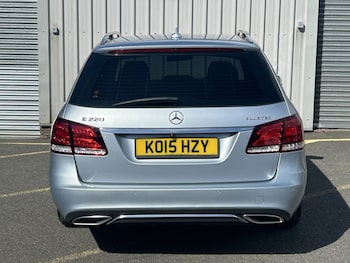 Used Mercedes-Benz E-Class 2015 for sale - 75752650: Photo