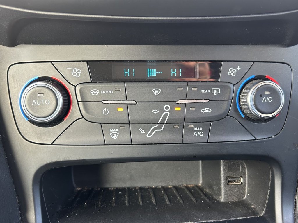 Used Ford Focus 2017 for sale - 76509641: Photo 22
