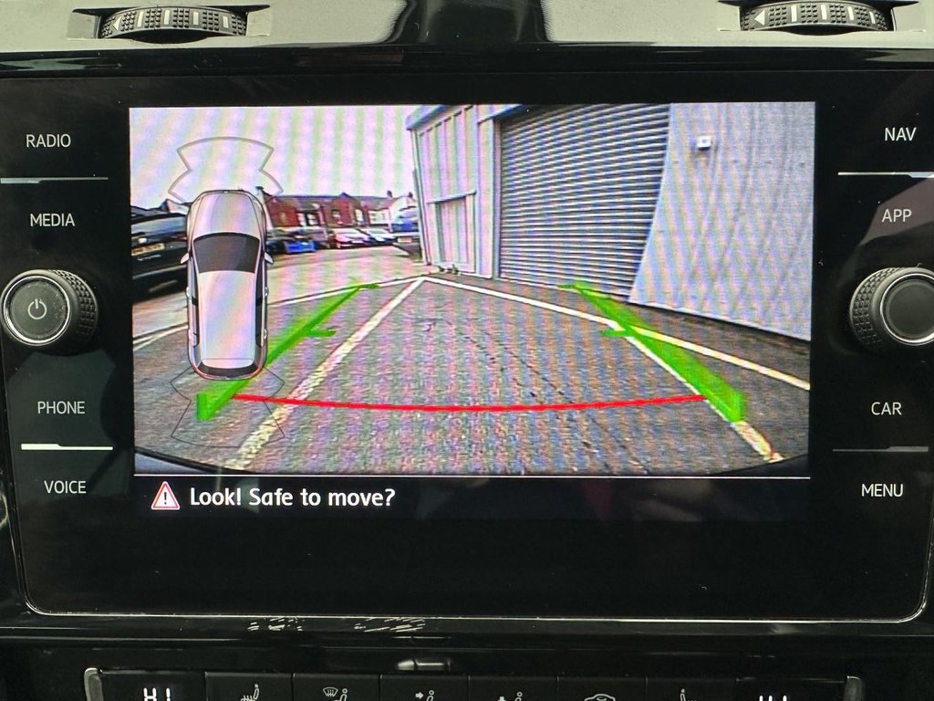 Used Volkswagen Golf 2020 for sale - 77080352: Photo 18