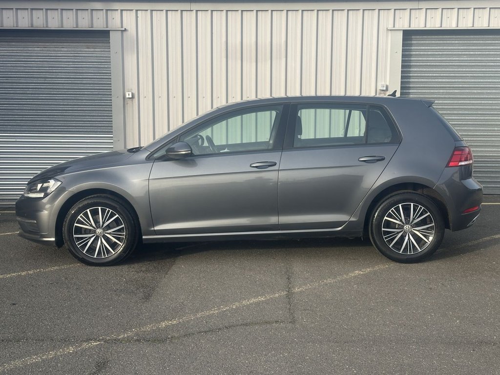 Used Volkswagen Golf 2018 for sale - 77571567: Photo 2