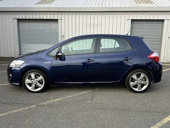 Used Toyota Auris 2012 for sale - 76178390: Photo 2