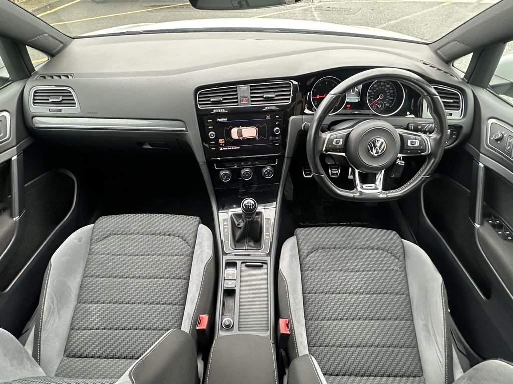 Used Volkswagen Golf 2017 for sale - 76725115: Photo 10