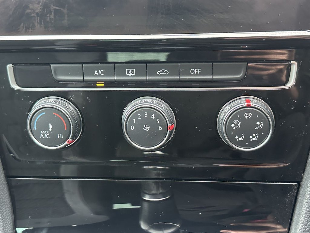 Used Volkswagen Golf 2017 for sale - 76725115: Photo 20