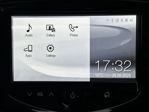 Used Vauxhall Corsa 2015 for sale - 76098194: Photo 12