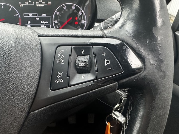 Used Vauxhall Corsa 2015 for sale - 76098194: Photo 18