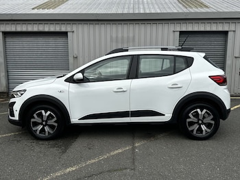 Used Dacia Sandero Stepway 2021 for sale - 76291126: Photo 2