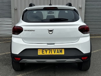 Used Dacia Sandero Stepway 2021 for sale - 76291126: Photo 4