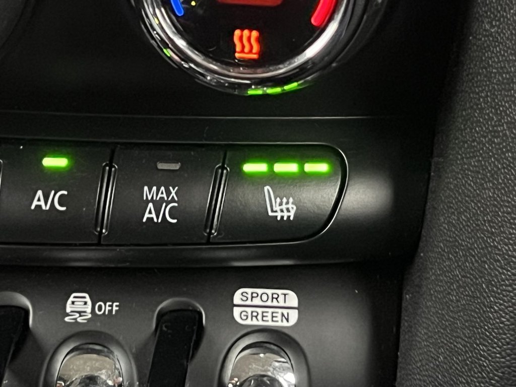 Used MINI Hatch 2018 for sale - 76950239: Photo 19