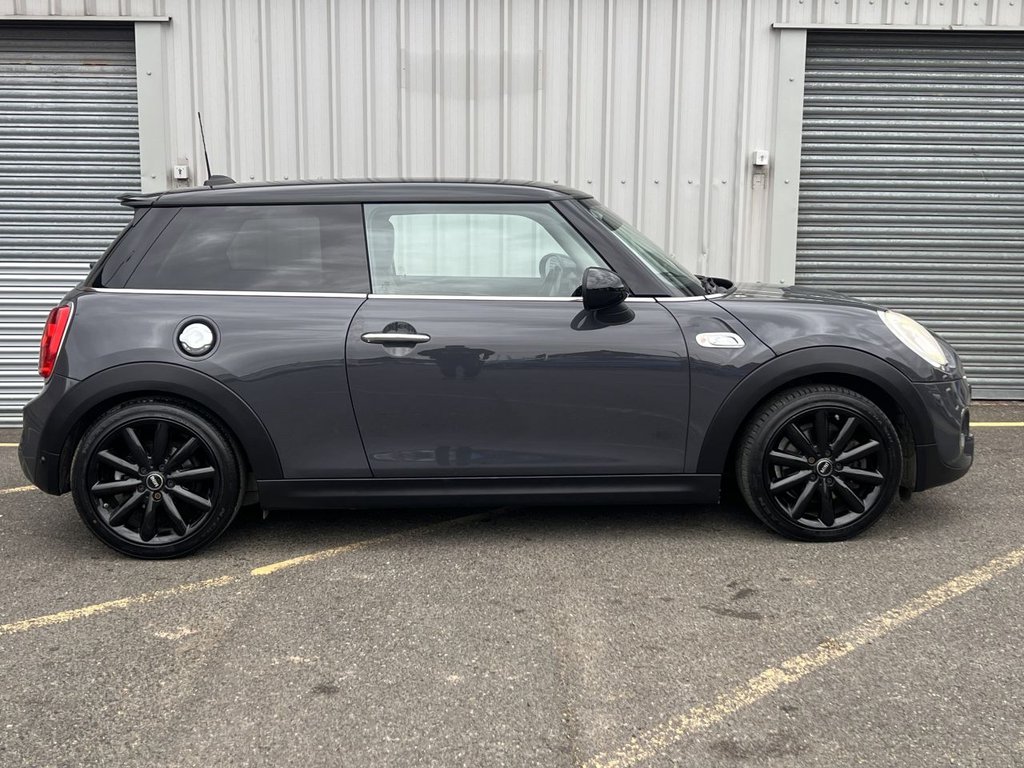 Used MINI Hatch 2018 for sale - 76950239: Photo 6