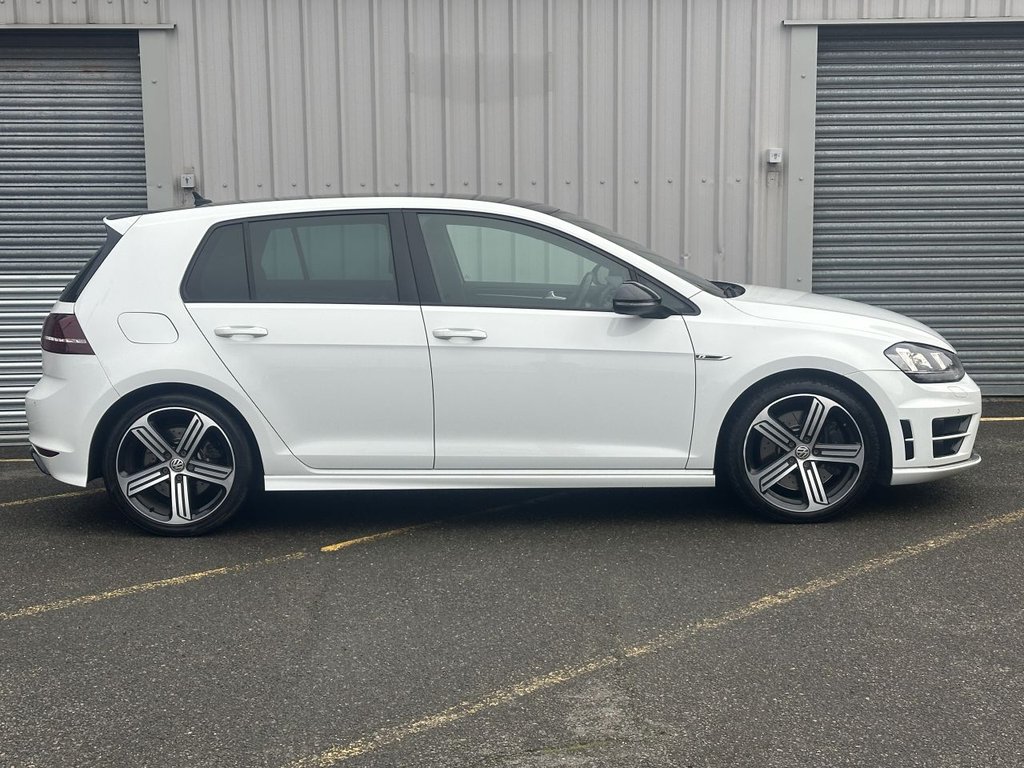 Used Volkswagen Golf 2017 for sale - 77692885: Photo 6