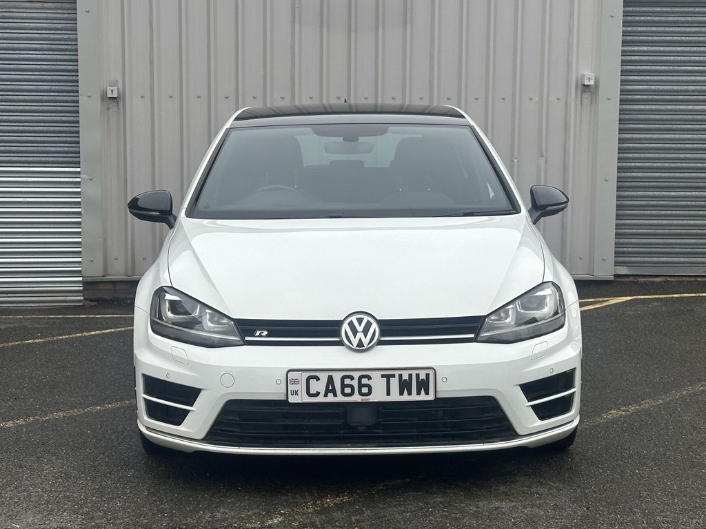 Used Volkswagen Golf 2017 for sale - 77692885: Photo 8