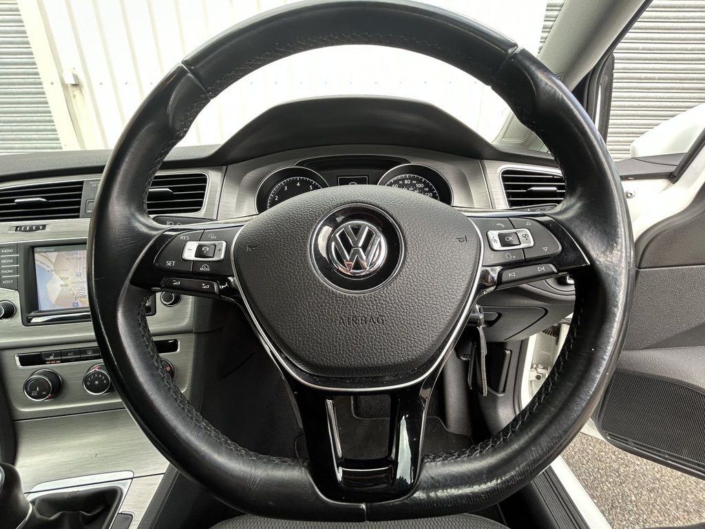 Used Volkswagen Golf 2017 for sale - 76367399: Photo 16
