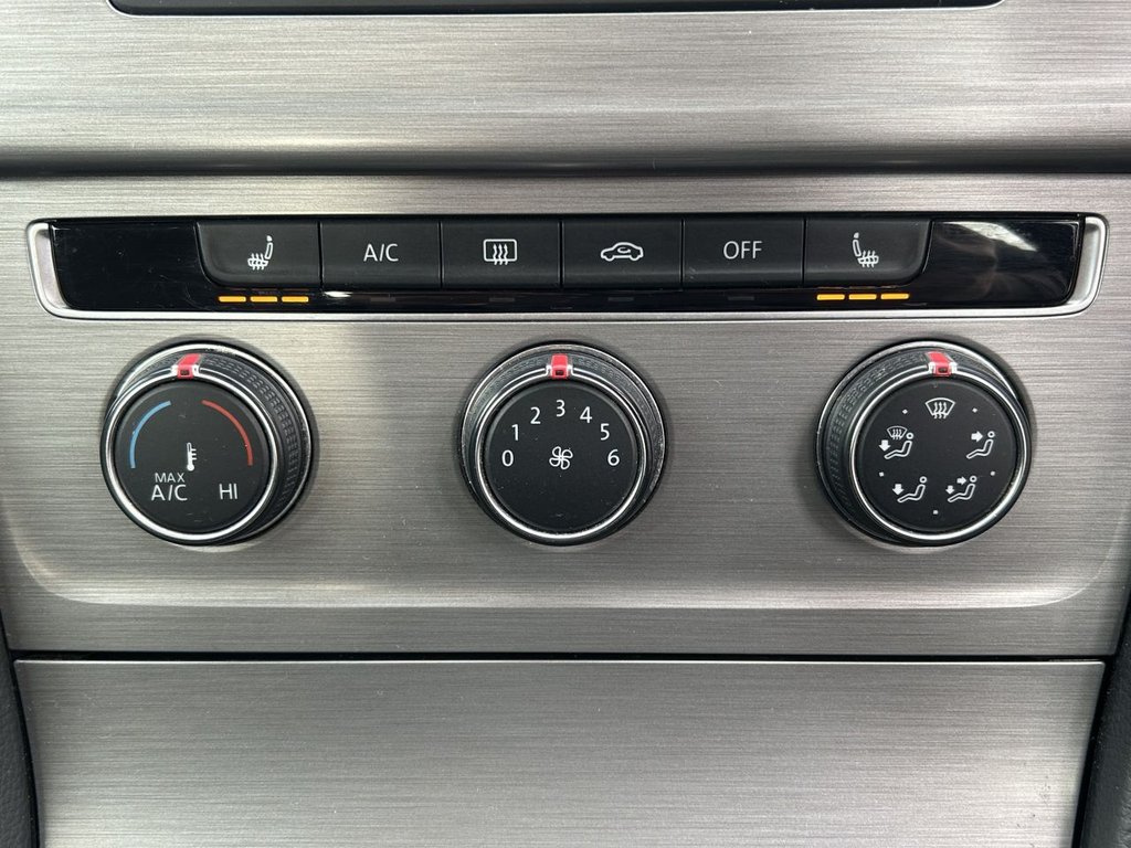 Used Volkswagen Golf 2017 for sale - 76367399: Photo 19