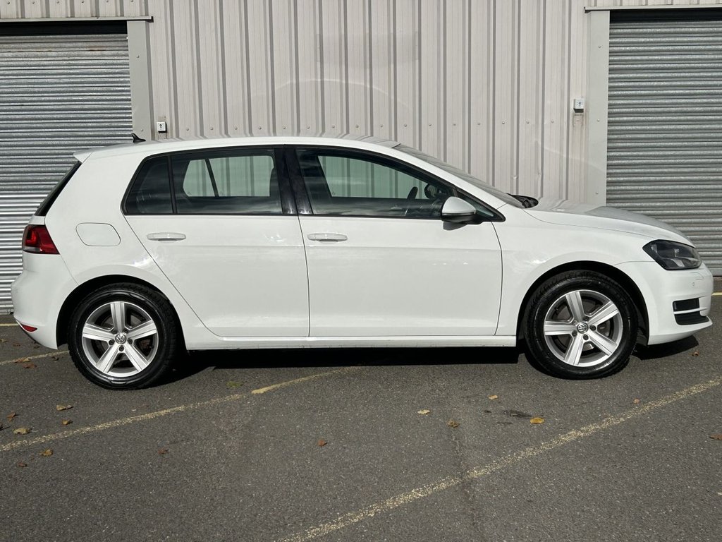 Used Volkswagen Golf 2017 for sale - 76367399: Photo 6