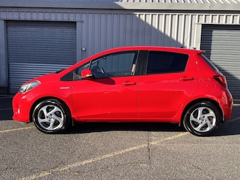 Used Toyota Yaris 2016 for sale - 75896950: Photo