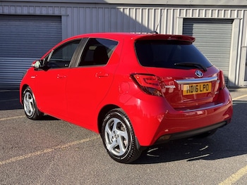 Used Toyota Yaris 2016 for sale - 75896950: Photo