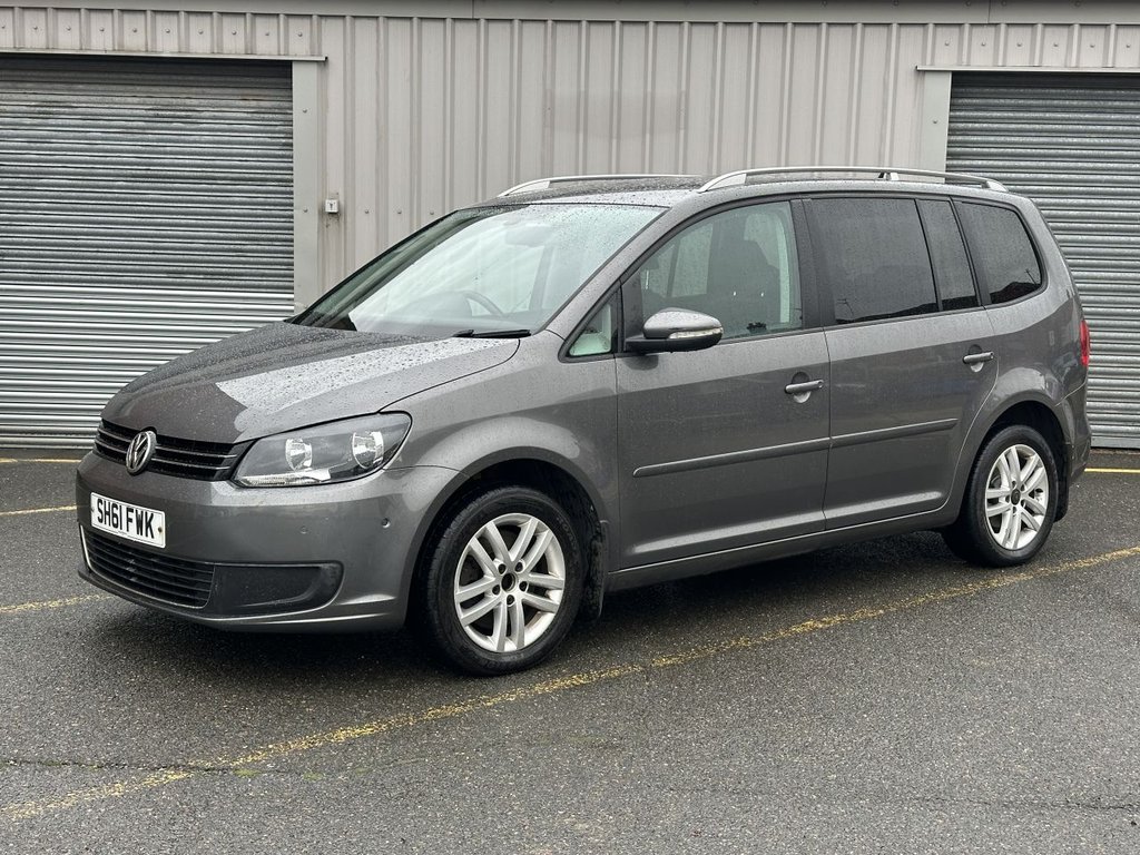 Used Volkswagen Touran 2011 for sale - 76883263: Photo 1