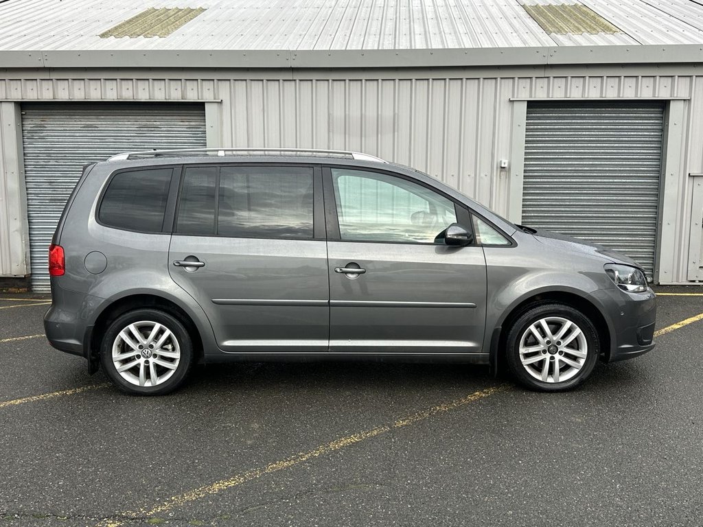 Used Volkswagen Touran 2011 for sale - 76883263: Photo 6