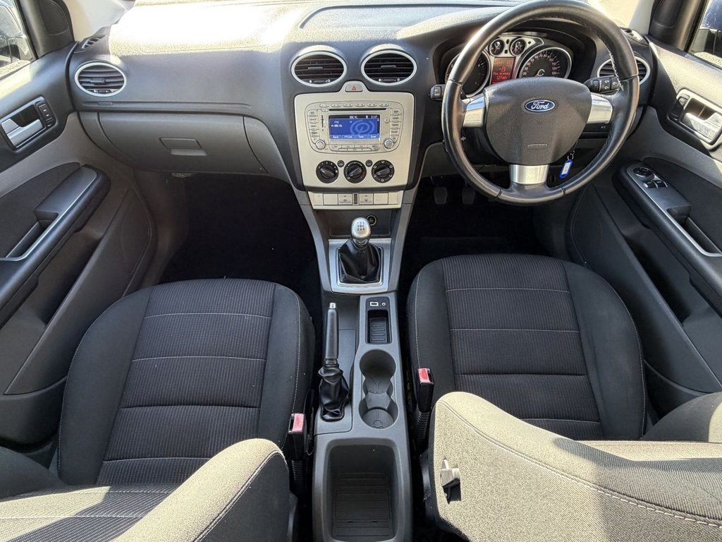 Used Ford Focus 2011 for sale - 76367403: Photo 11