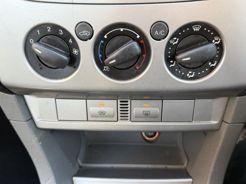 Used Ford Focus 2011 for sale - 76367403: Photo 17