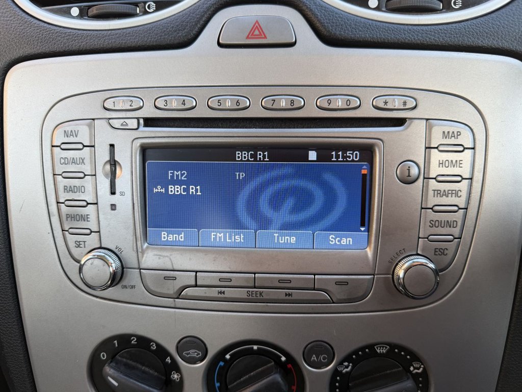 Used Ford Focus 2011 for sale - 76367403: Photo 18