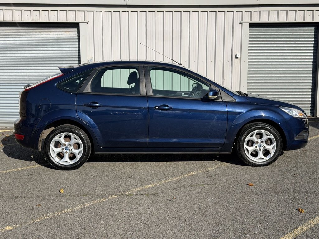 Used Ford Focus 2011 for sale - 76367403: Photo 6