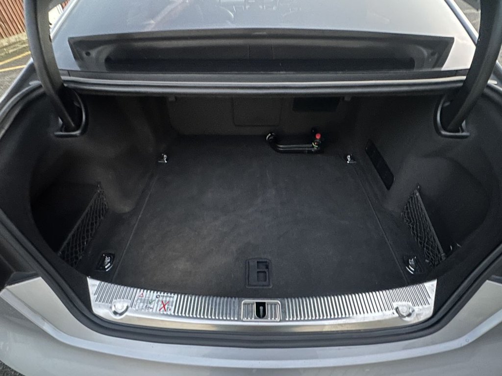 Used Audi A8 2014 for sale - 76883783: Photo 9