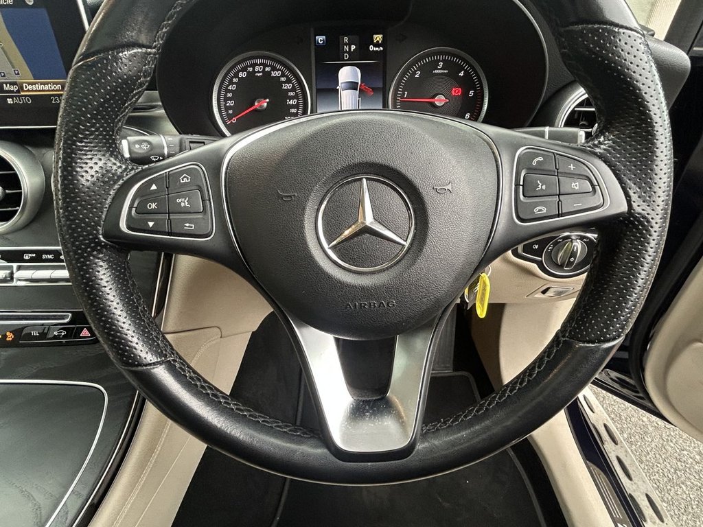 Used Mercedes-Benz GLC 2019 for sale - 76429623: Photo 11