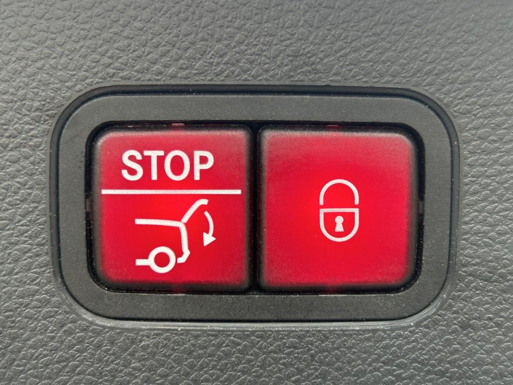 Used Mercedes-Benz GLC 2019 for sale - 76429623: Photo 25