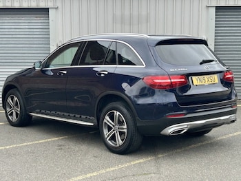 Used Mercedes-Benz GLC 2019 for sale - 76429623: Photo