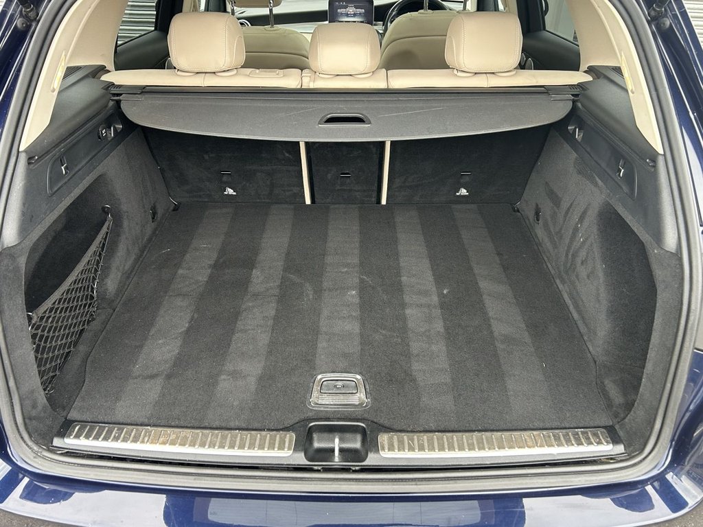 Used Mercedes-Benz GLC 2019 for sale - 76429623: Photo 9