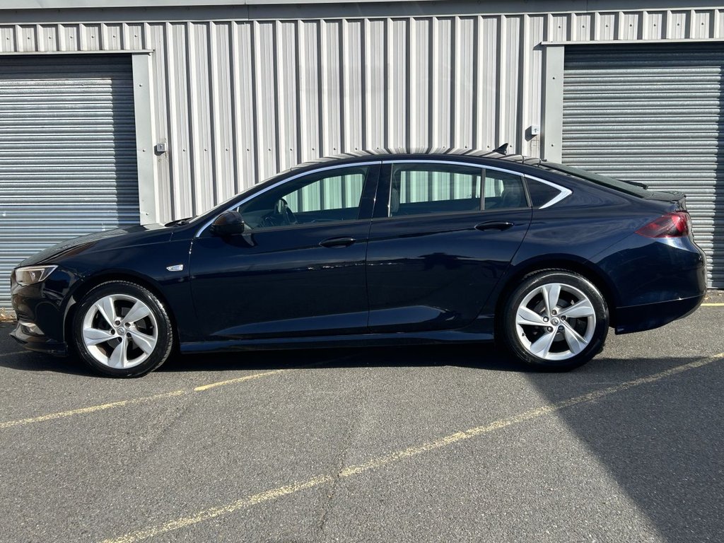 Used Vauxhall Insignia 2019 for sale - 76010116: Photo 2