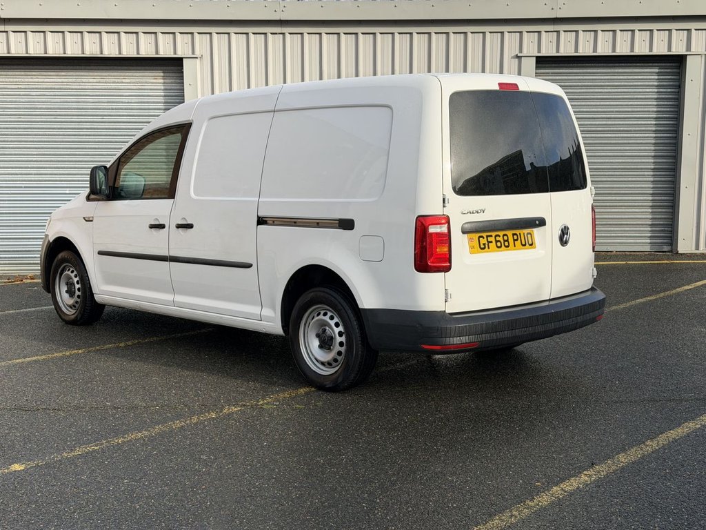 Used Volkswagen Caddy Maxi 2018 for sale - 76255937: Photo 3