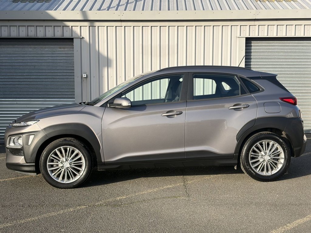 Used Hyundai KONA 2018 for sale - 77692846: Photo 2