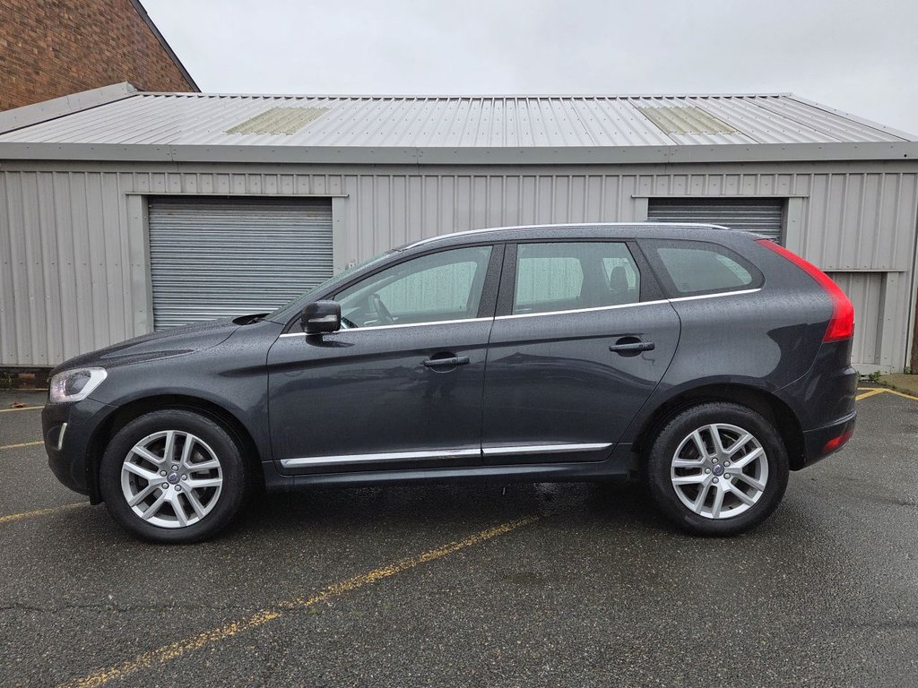Used Volvo XC60 2017 for sale - 77153305: Photo 2