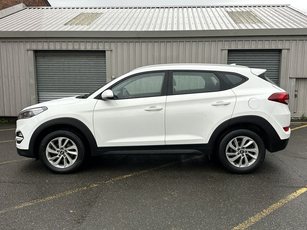 Used Hyundai TUCSON 2017 for sale - 76867683: Photo 2