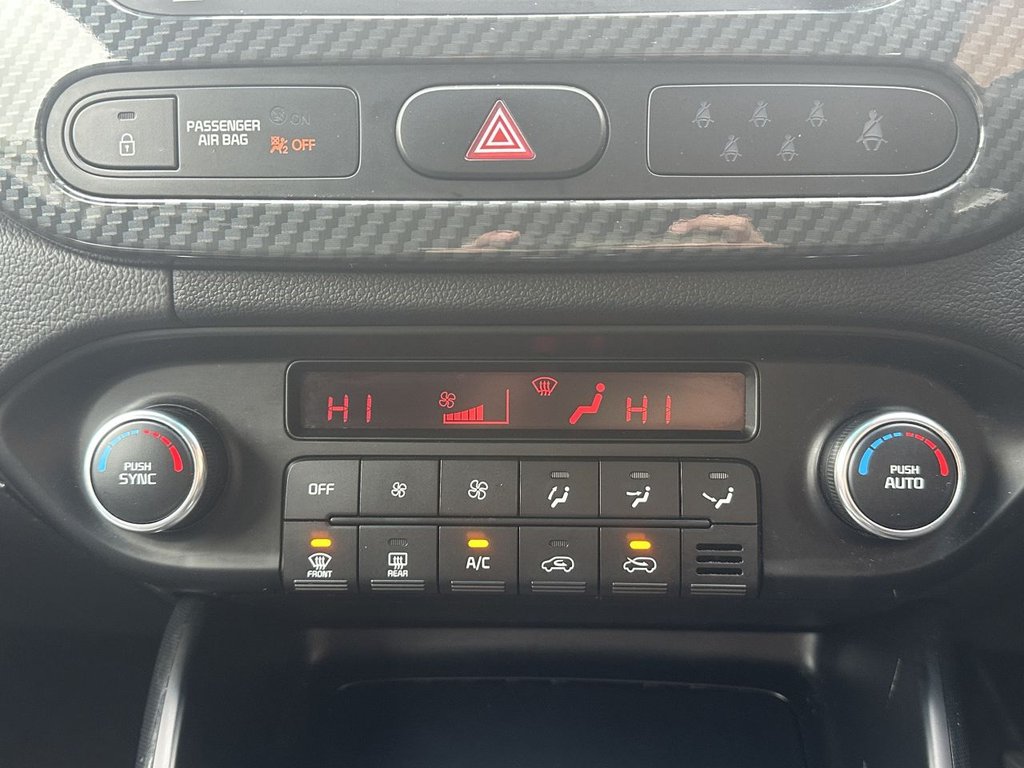 Used Kia Carens 2018 for sale - 78082720: Photo 17